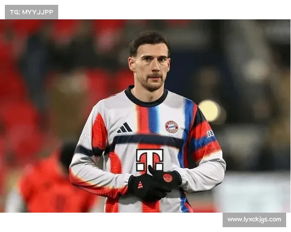 德媒曝拜仁训练期间场边有人疯狂喊格雷茨卡名字引发关注 德媒曝拜仁训练期间场边有人疯狂喊格雷茨卡名字引发关注